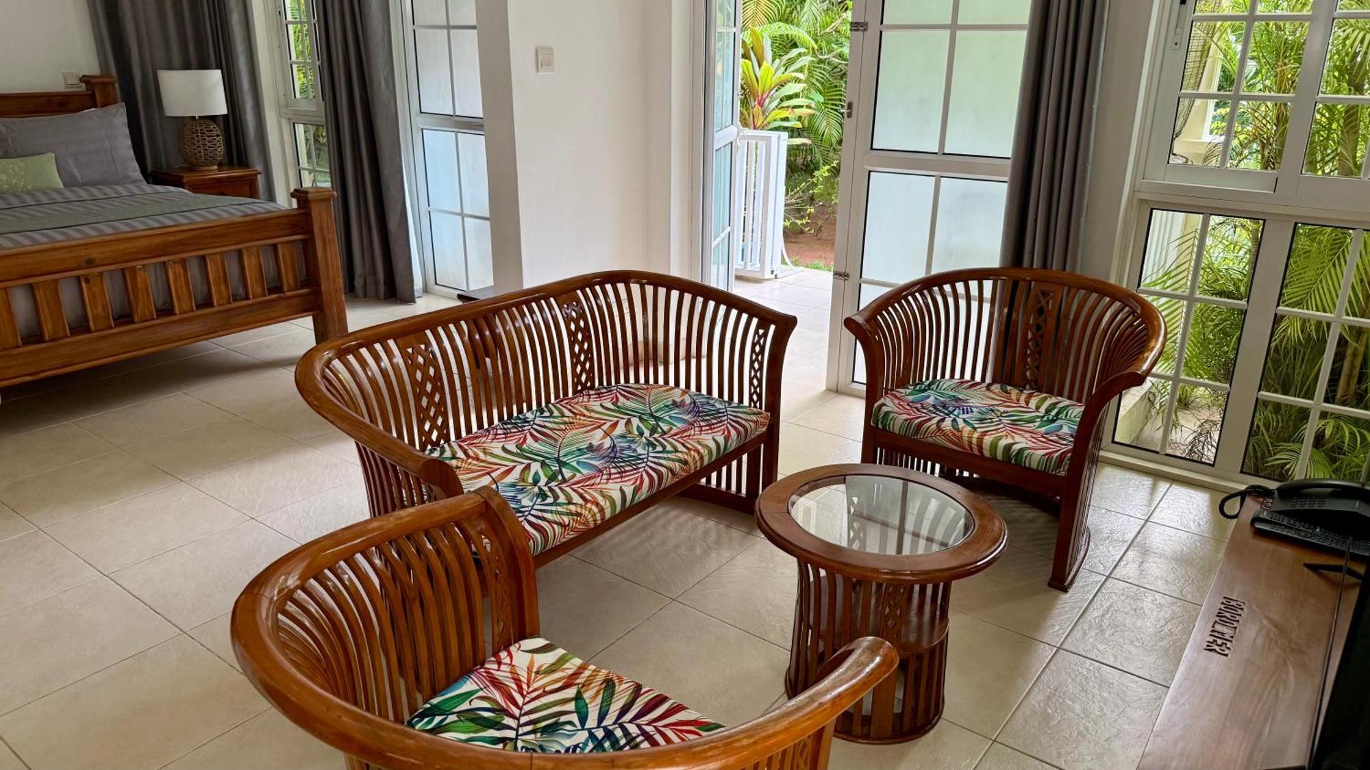 بو فالون Bord Mer Villa المظهر الخارجي الصورة